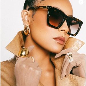 Dezi Fallback sunglasses